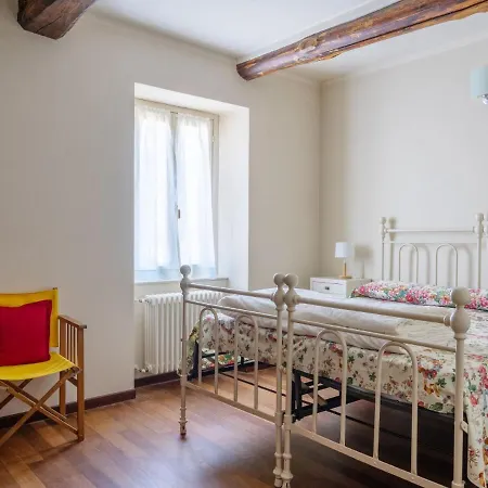 Locazione Turistica Torre Villa Porto Valtravaglia